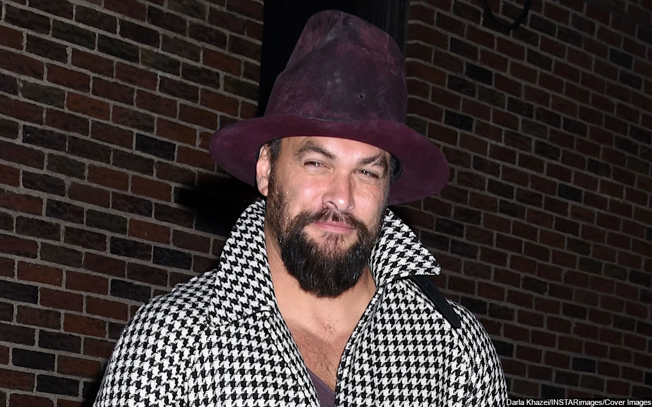 Jason Momoa 'Trying to Catch the Last Bits' With His 'Babies' on Christmas