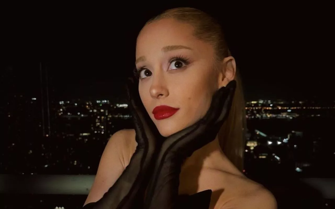 Ariana Grande Reflects on Going Through One of the 'Most Challenging
