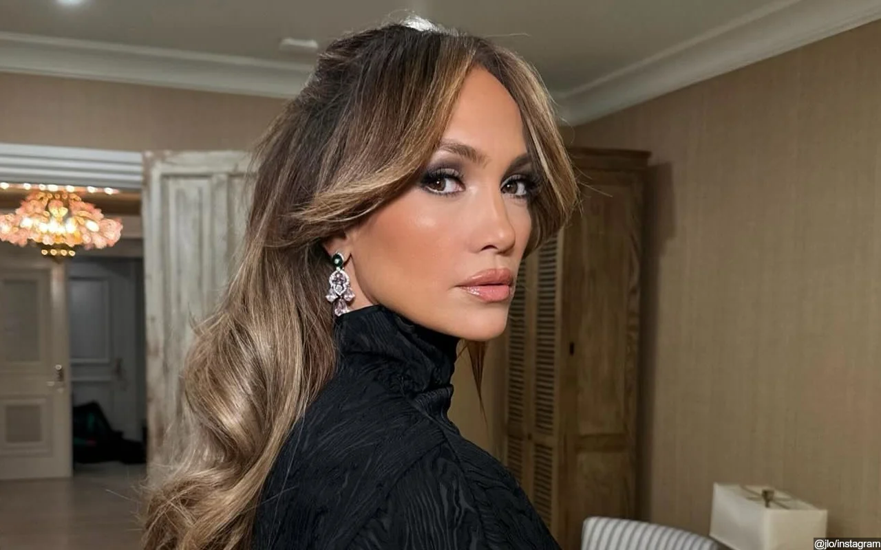 Jennifer Lopez Shows Skin in Revealing Dress in Teaser of New Music Video