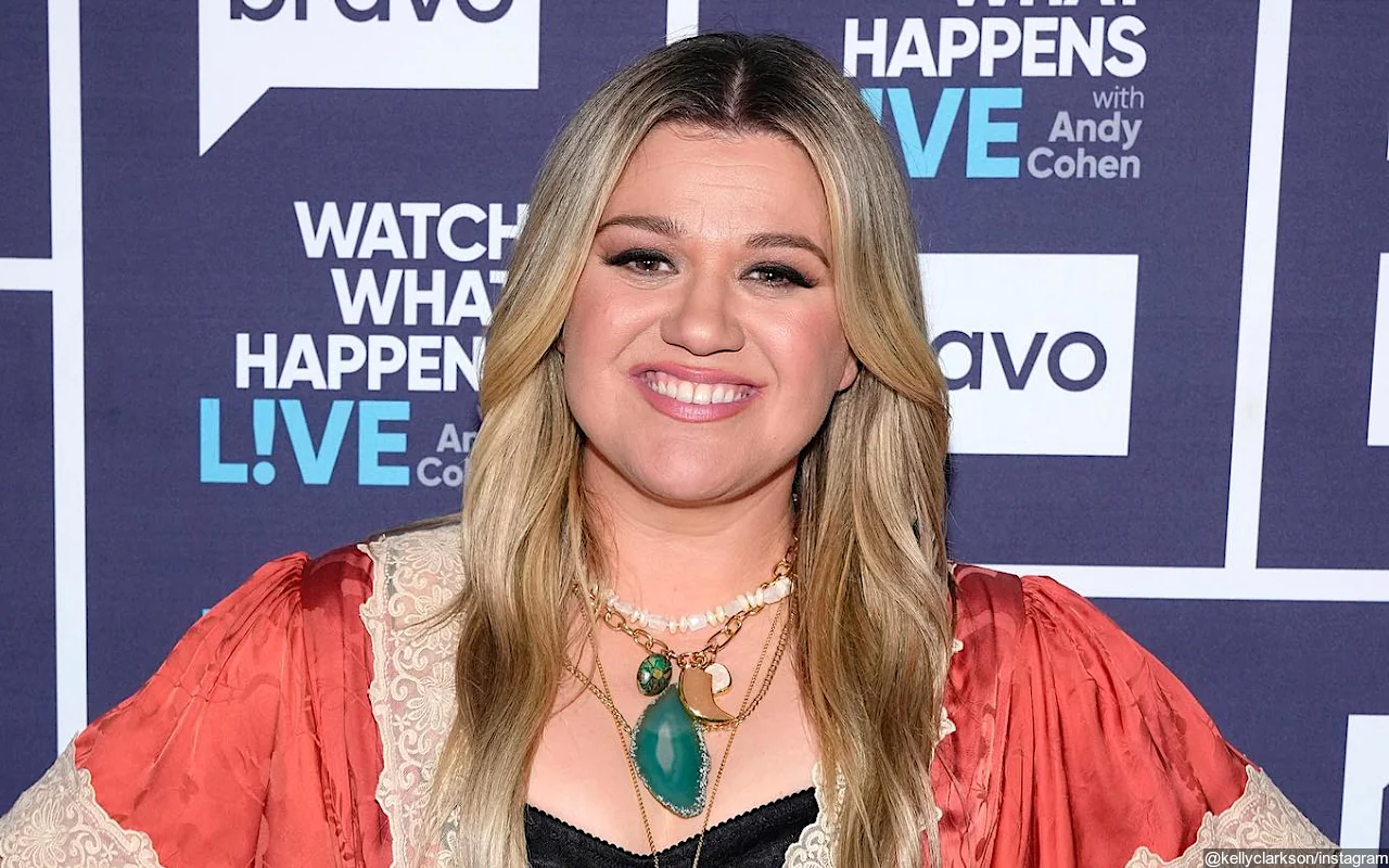 Kelly Clarkson Gets Applauded for Her Confident Comment on Her New Look
