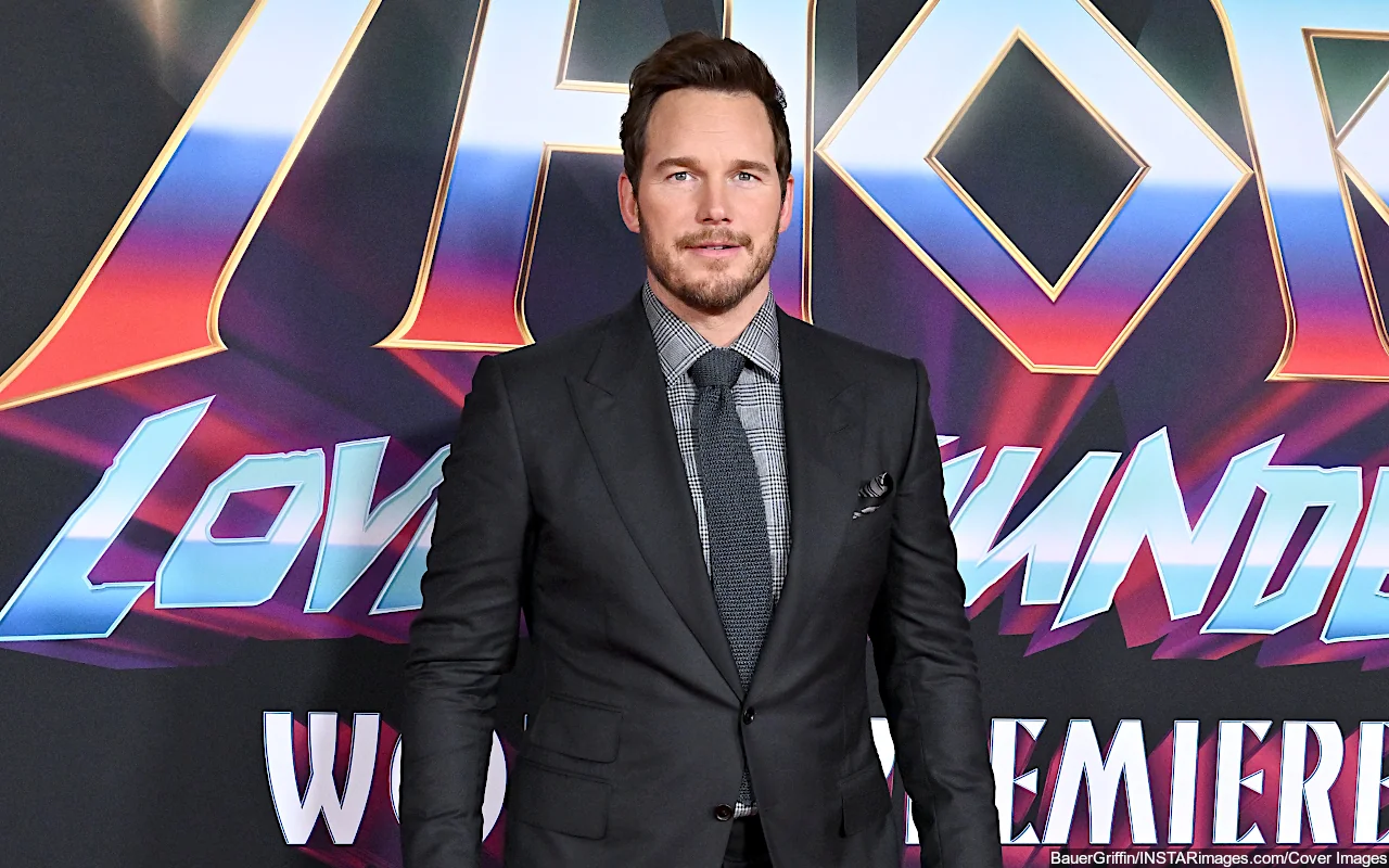 Chris Pratt's All 3 Children Seen Together in Rare Picture