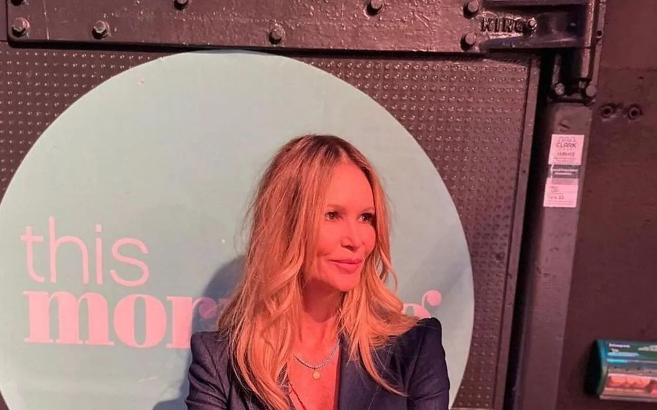 Elle Macpherson Eats 'Super Elixir' to Maintain Her Youthful Looks