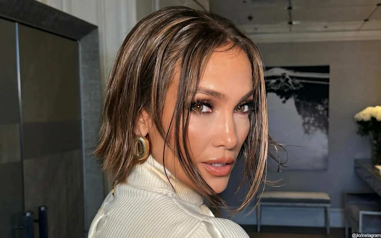 Jennifer Lopez Teases Steamy Music Video for 'Can't Get Enough' Remix