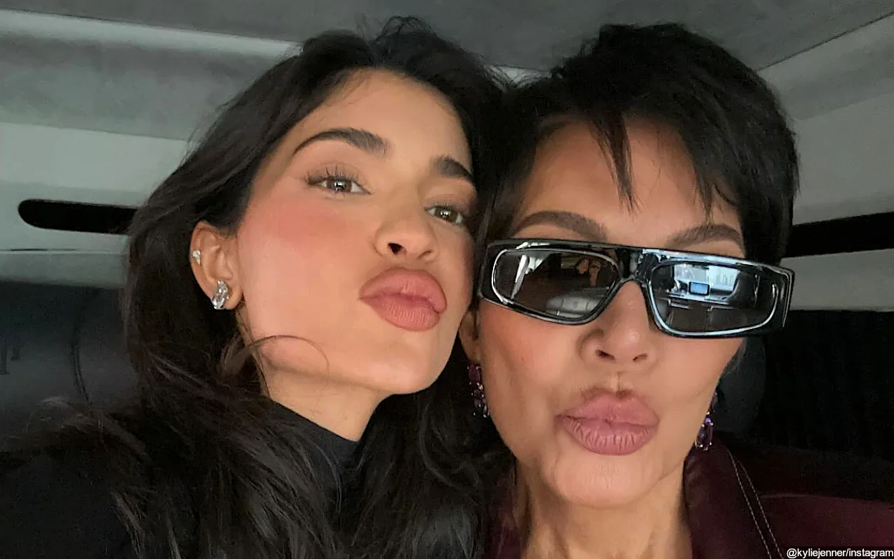 Kris Jenner Hilariously Claps Back at Daughter Kylie for Channeling Her With New Pixie Haircut