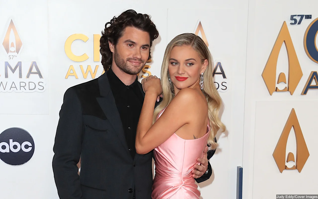 Kelsea Ballerini Explains Why She and Chase Stokes Are Spending Valentine's Day Apart