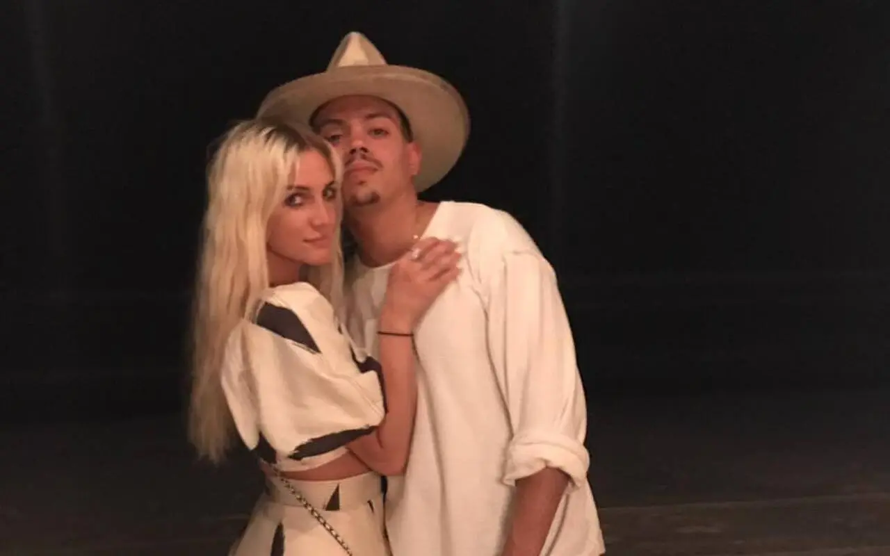 Ashlee Simpson Dishes on Secret to Keep Her Romance With Husband Evan Ross 'Alive and Fresh'
