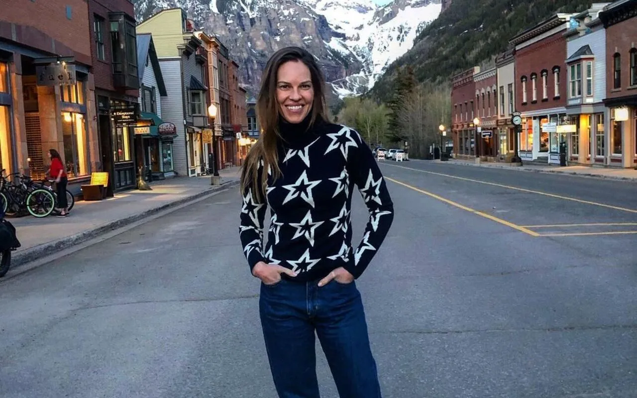 Hilary Swank Finds Motherhood 'Way More Fun' Than She Imagined