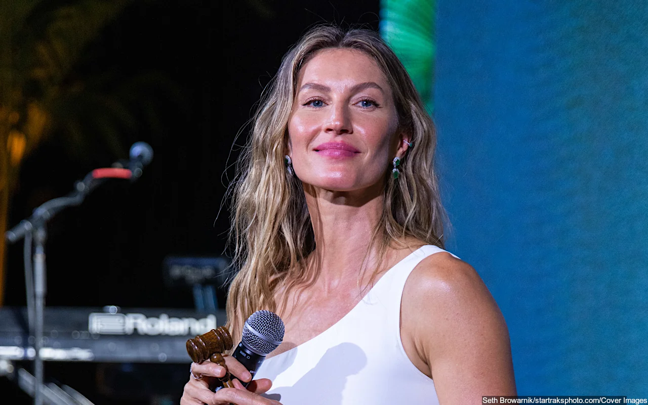 Gisele Bundchen Credits Healthy Diet for Curing Panic Attacks and 'Severe' Depression - Vimarsana News