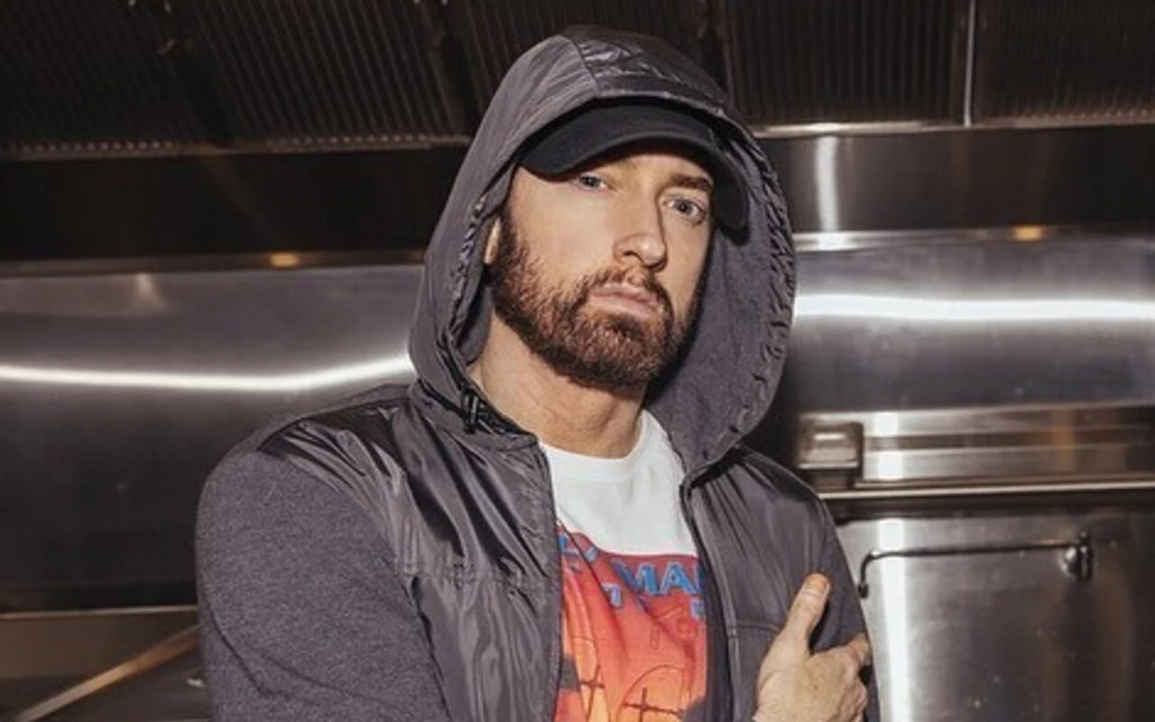 Eminem Predicted Backlash Against Drake in This Song