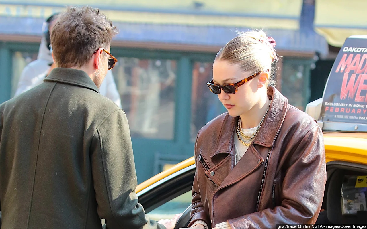 Bradley Cooper Looks Happy on Romantic Date With Gigi Hadid in New York City