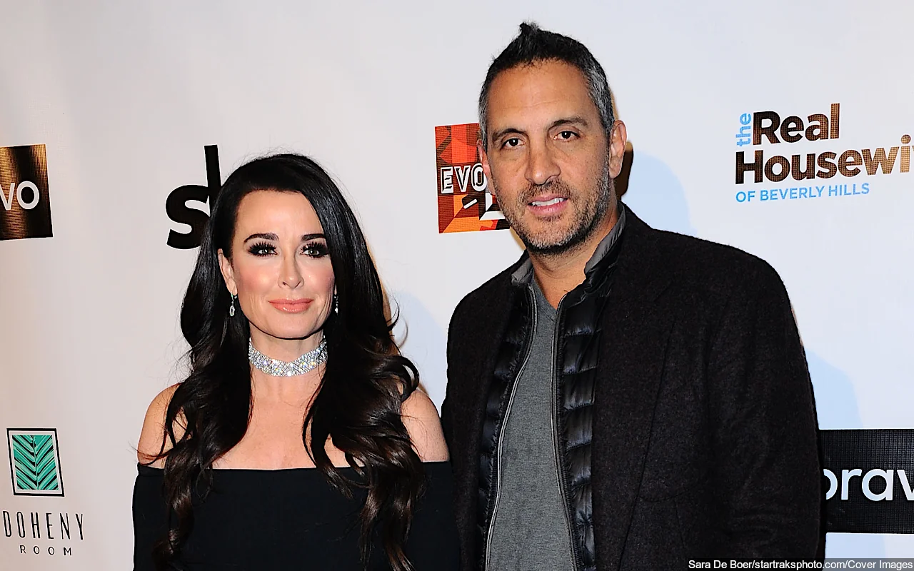 Kyle Richards Reportedly Hires Divorce Lawyers Following Split From Mauricio Umansky