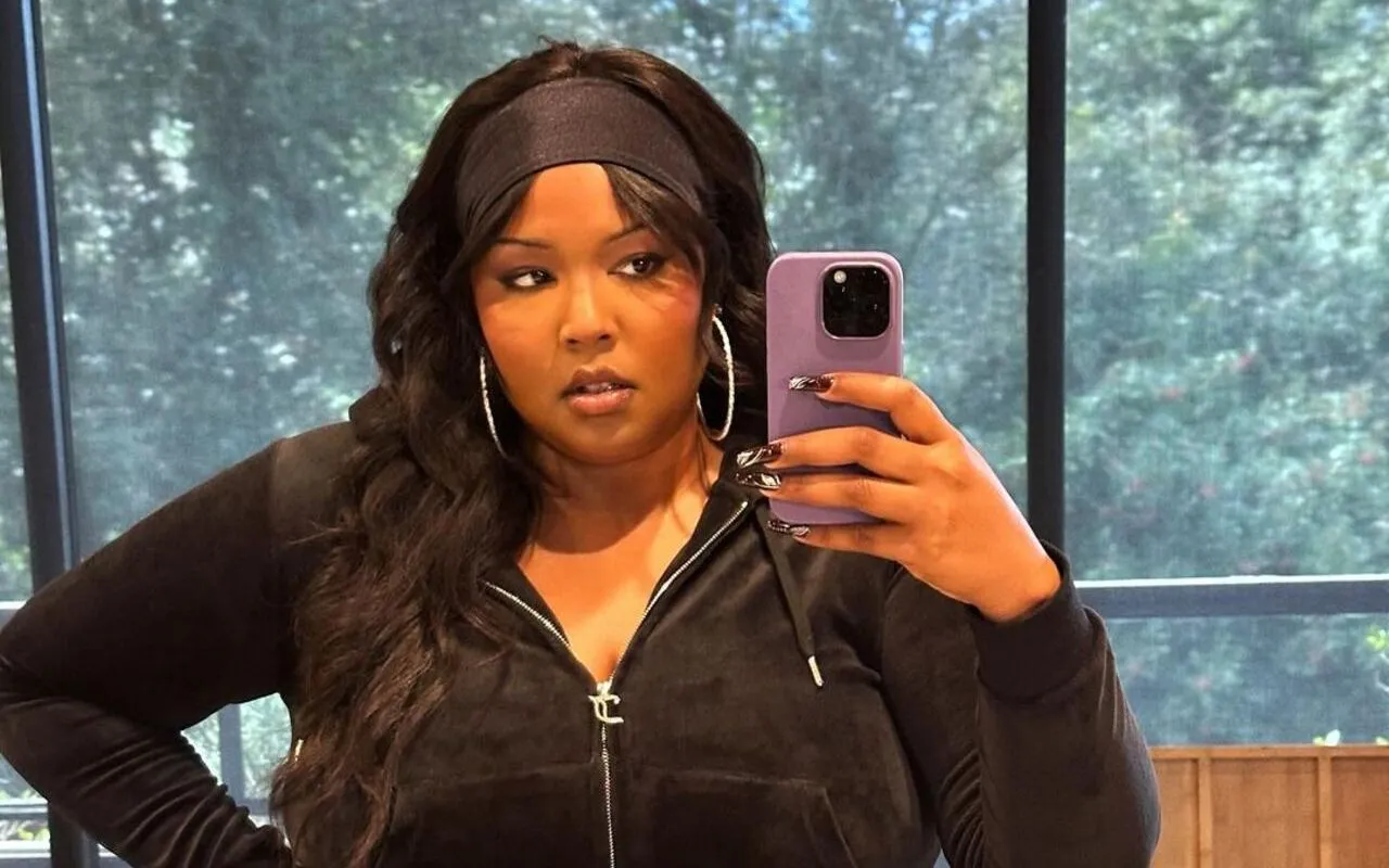 Lizzo Shows Off Her Curves in Instagram Return After Quitting Music Industry