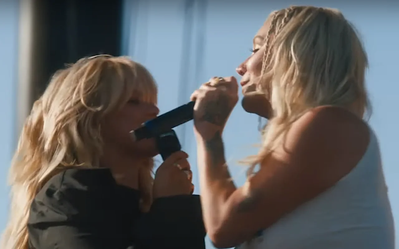 Kesha Joins Renee Rapp Onstage for Fun 'TiK ToK' Duet Performance at Coachella
