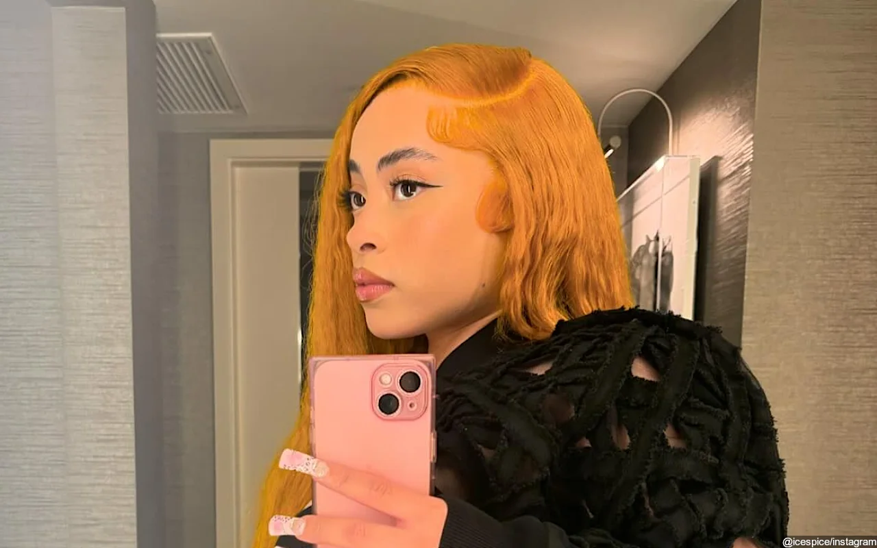 Ice Spice Defended by Fans After an iPhone User Drags Her for Using Android