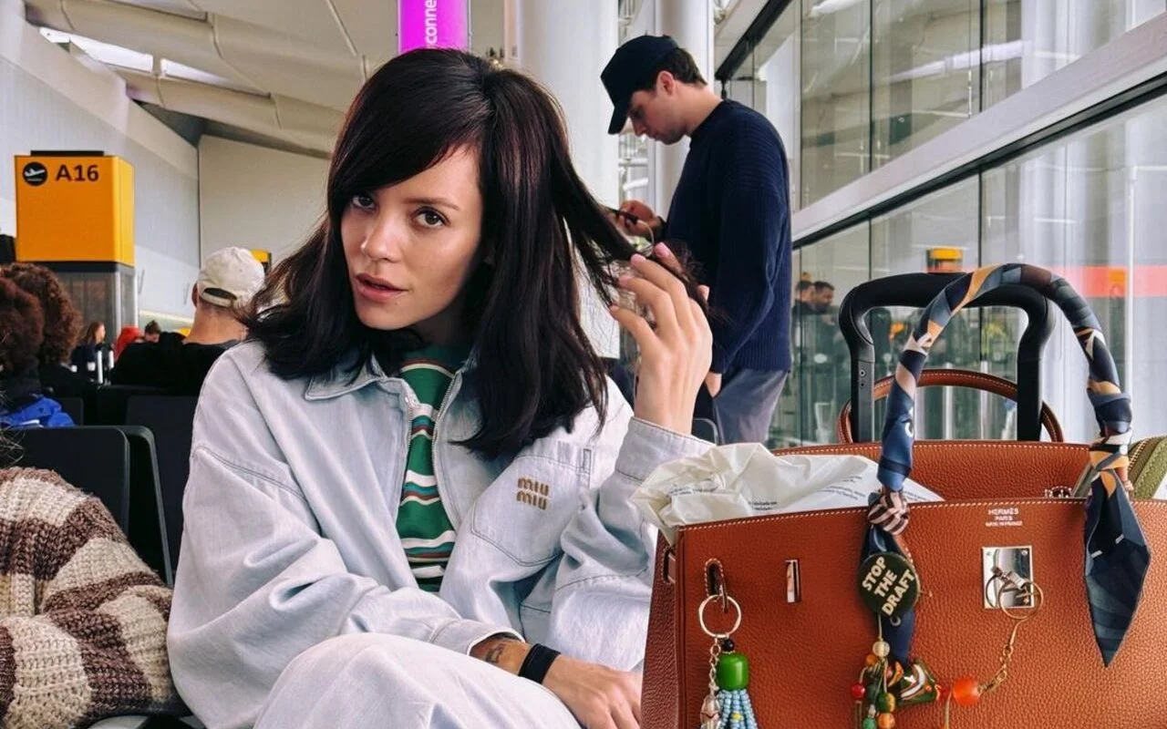 Lily Allen Faces Backlash for Flying First Class While Her Kid Was left 'Alone' in Economy