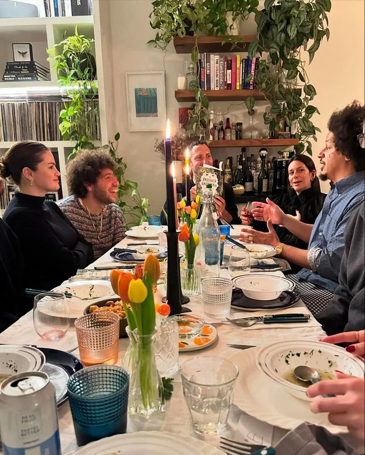 Selena Gomez and Benny Blanco celebrate Passover Seeder