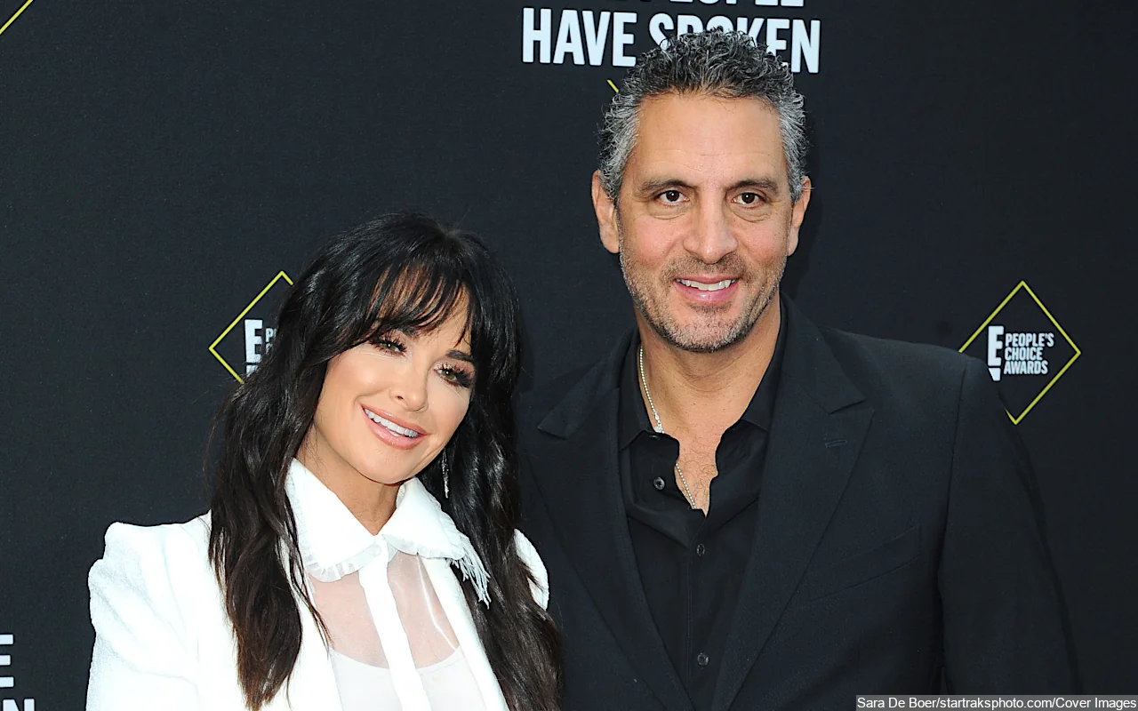 Kyle Richards' Estranged Husband Mauricio Umansky Moves Out of Their Marital House