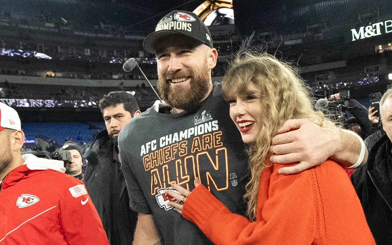Taylor Swift and Travis Kelce Mocked by Kansas City Chiefs' Rival Los Angeles Chargers