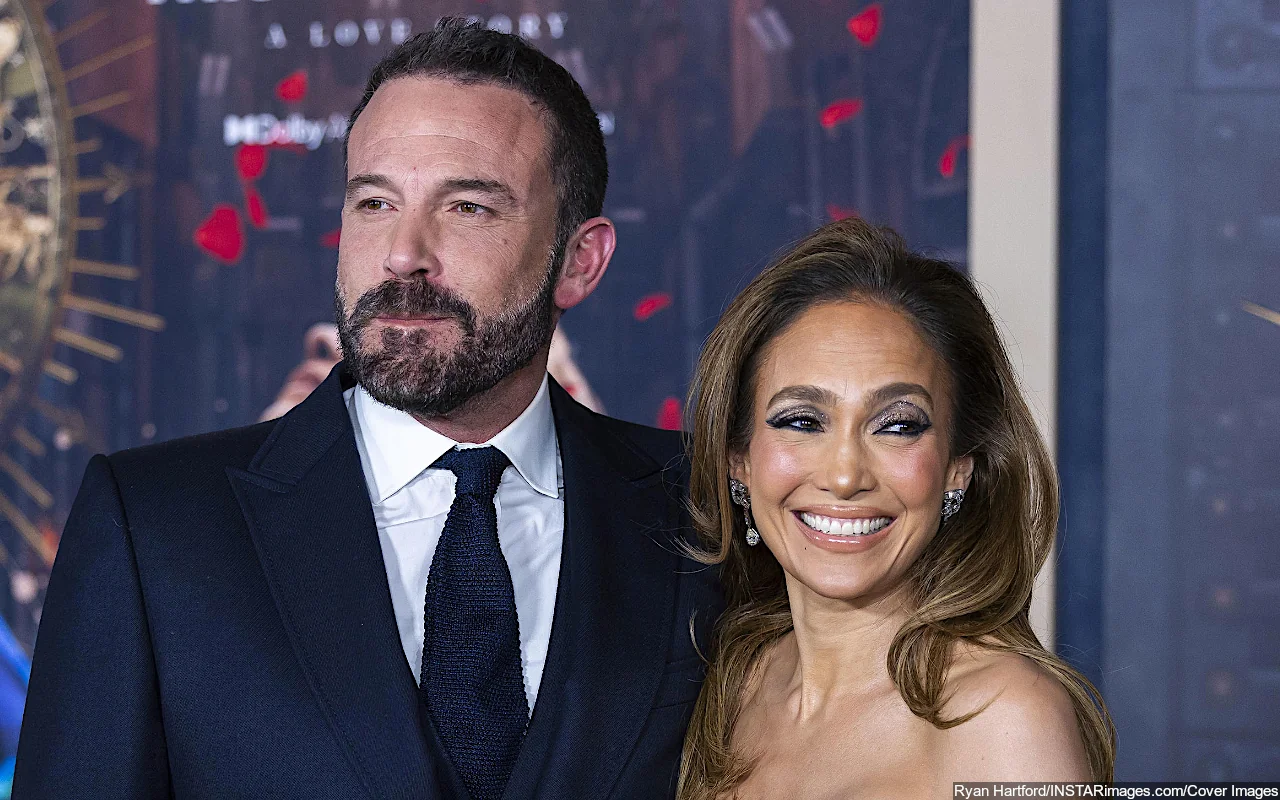 Jennifer Lopez and Ben Affleck Not Planning to Separate Despite 'Having Issues' - Vimarsana News