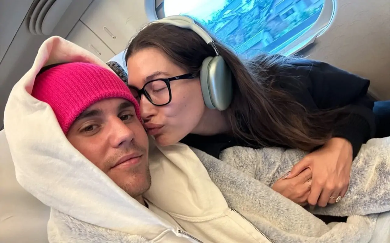 Justin Bieber Seen Kissing Wife Hailey's Baby Bump During Japan Trip
