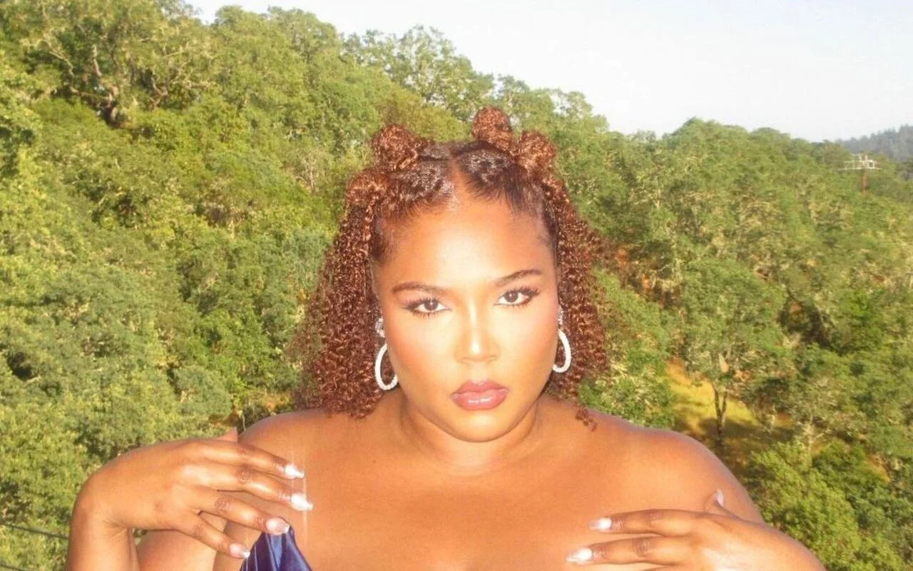 Lizzo Finds Joy Again After Battling Depression for Nearly a Year
