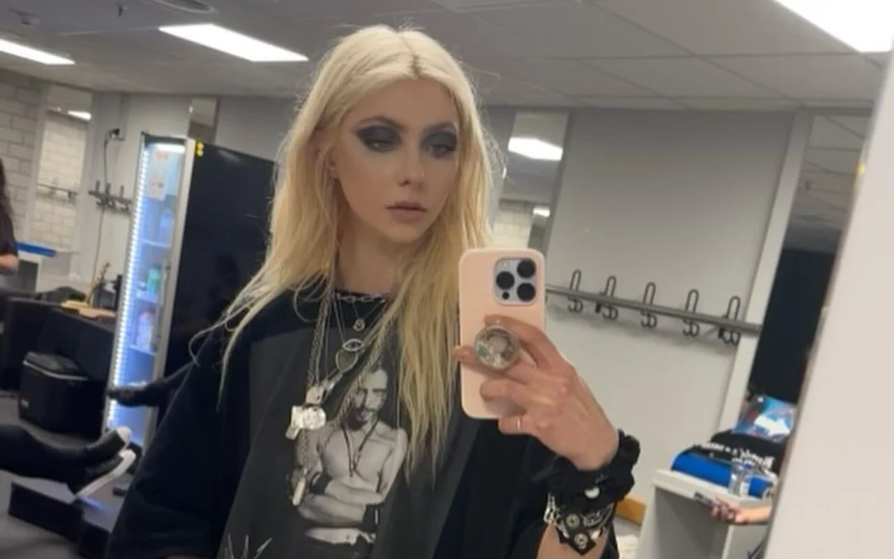 Taylor Momsen Lands in Hospital, Needs Rabies Shots After Bitten by Bat on Stage