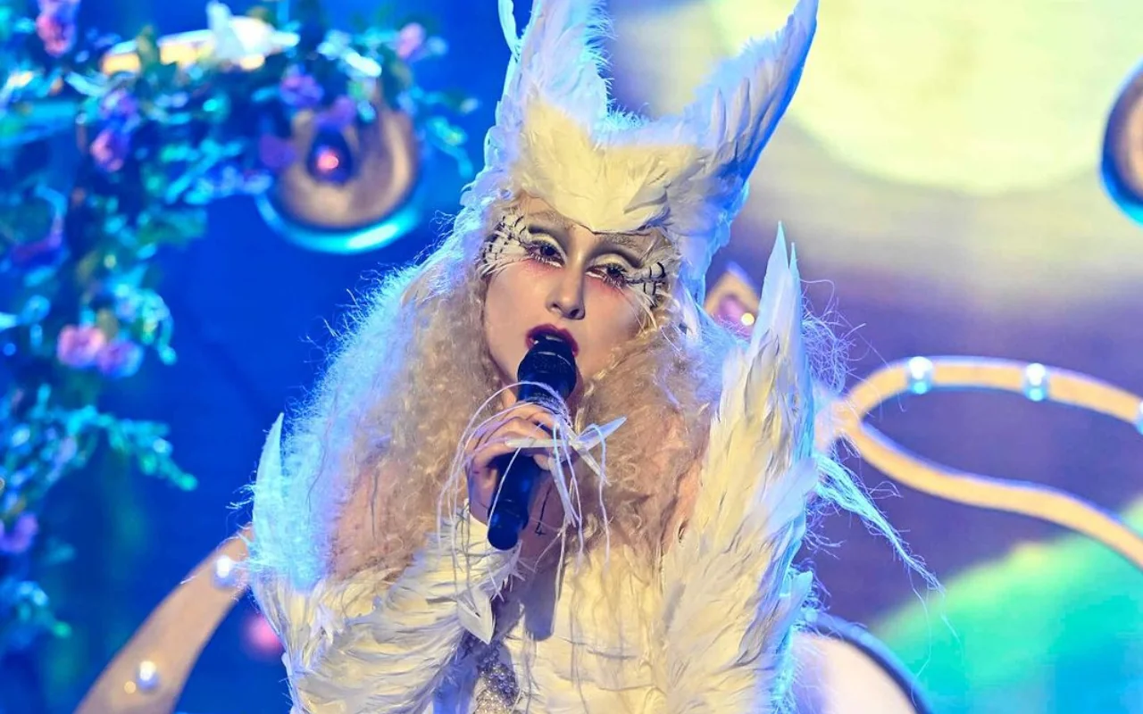 Chappell Roan Showered With Praise for 'Amazing' Performance on 'Tonight Show'
