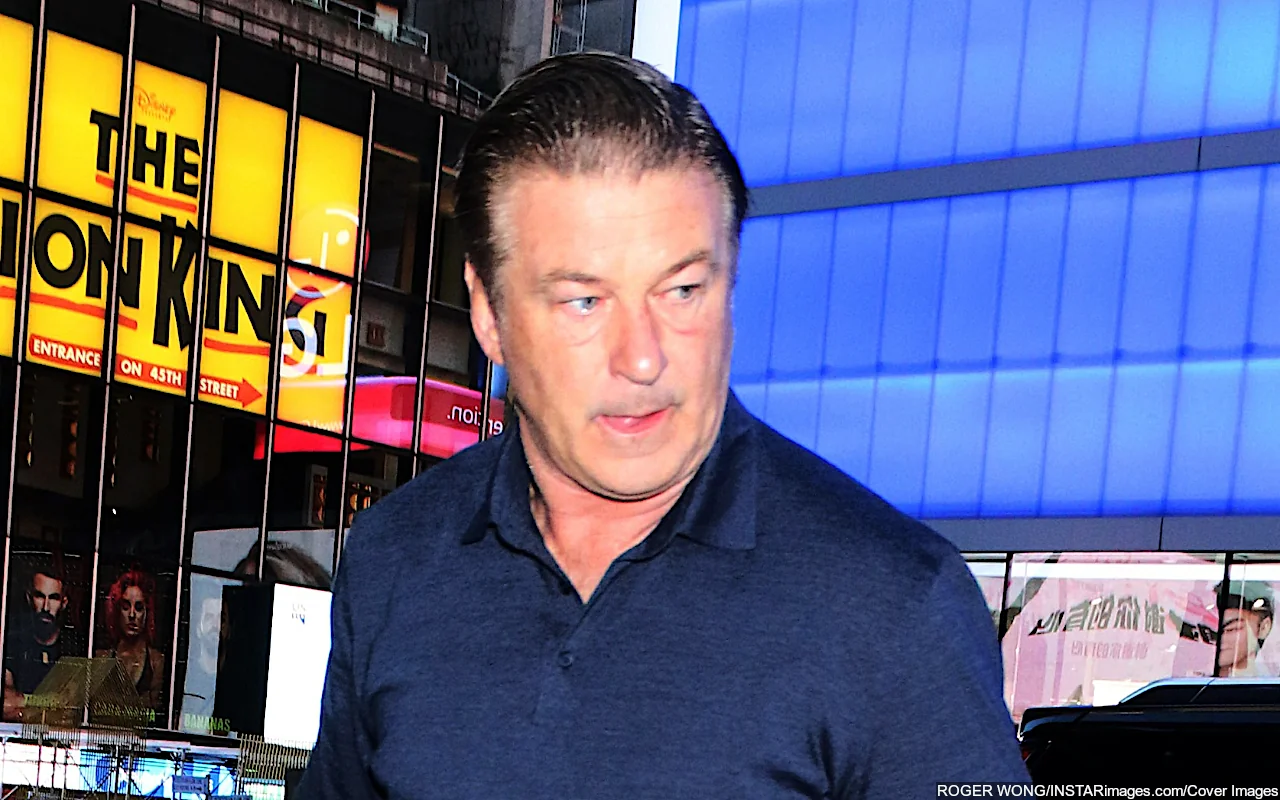 Alec Baldwin Loses Bid to Dismiss 'Rust' Involuntary Manslaughter Case