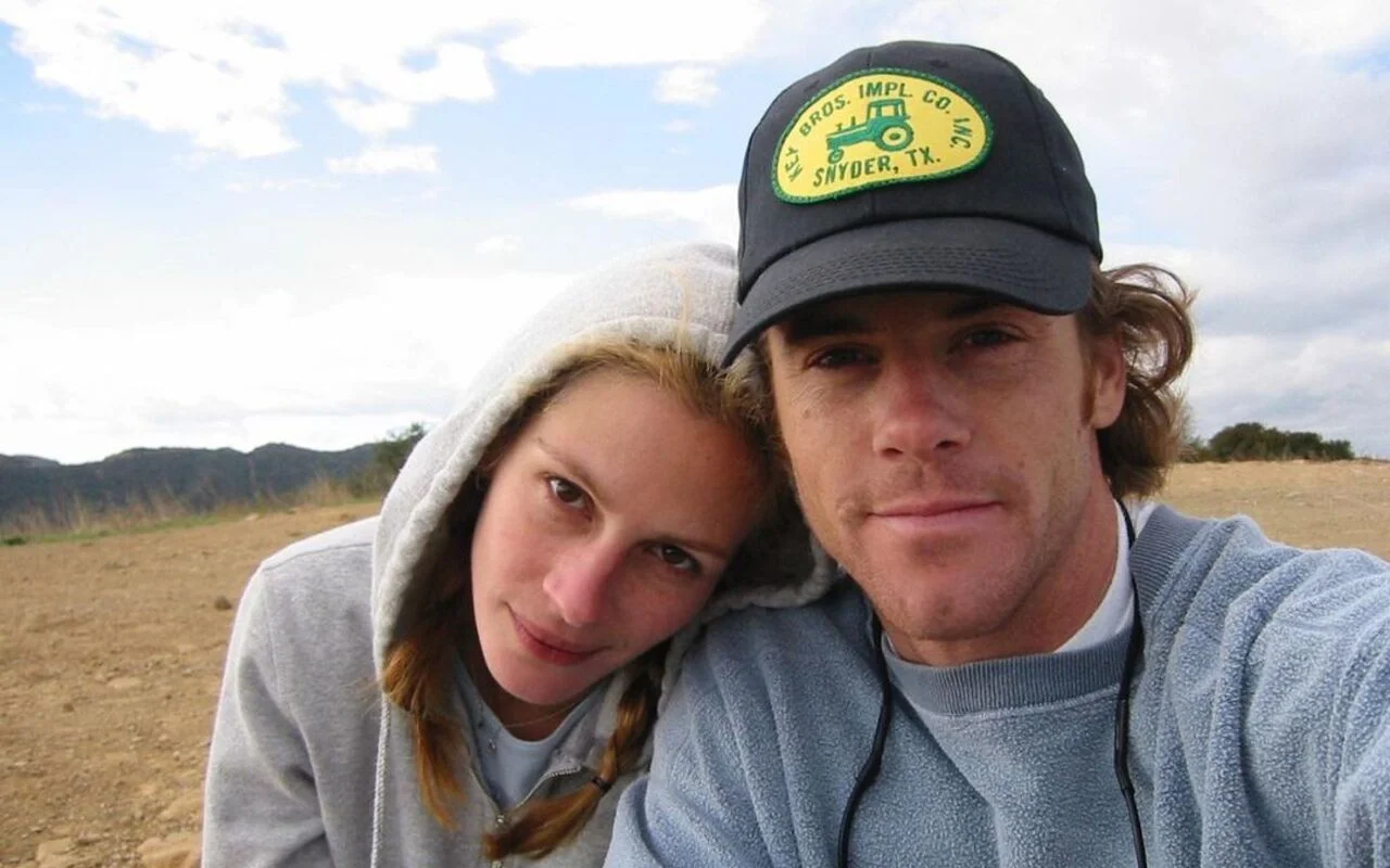 Julia Roberts Celebrates 22 Years of Marriage with Danny Moder