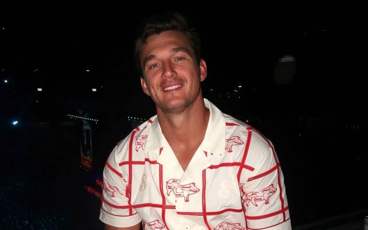 Tyler Cameron Defends Keeping His New Relationship Secret: 'It's Just Better That Way'