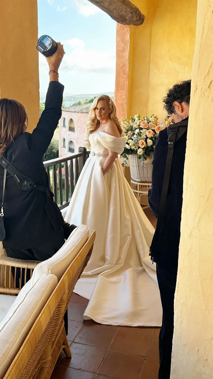 Rebel Wilson is a stunning bride in Italy