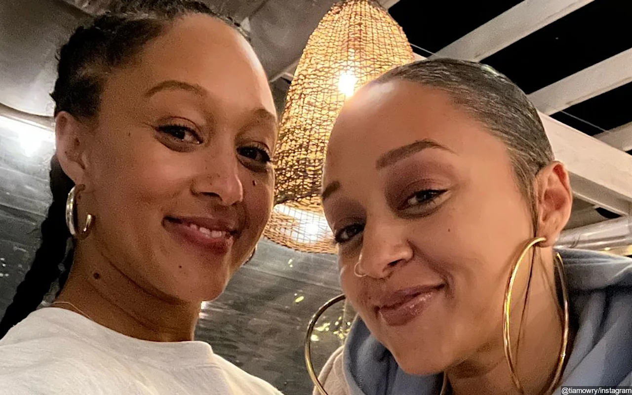 Tia Mowry Says Growing Apart From Twin Sister Tamera Is 'Natural' and 'Normal'