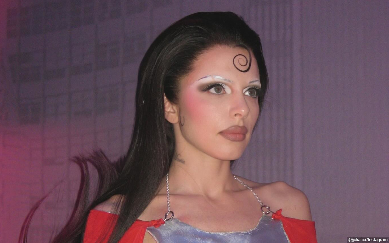 Julia Fox