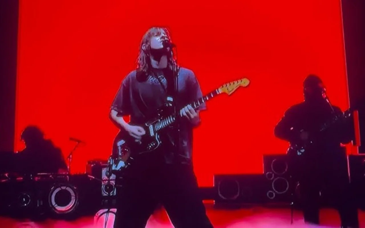 Indie Music Sensation Mk.gee Makes His Debut on 'Saturday Night Live'