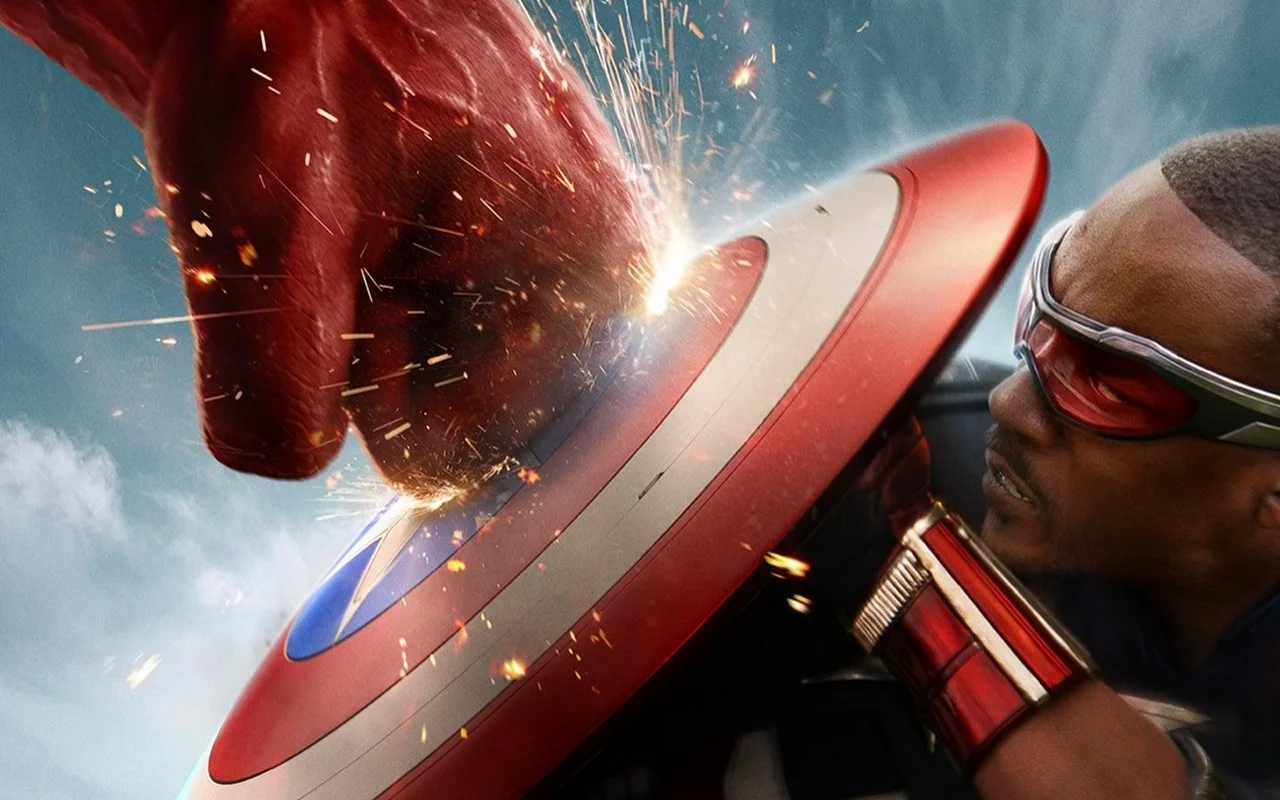 Anthony Mackie Fighting Harrison Ford's Red Hulk in 'Captain America ...