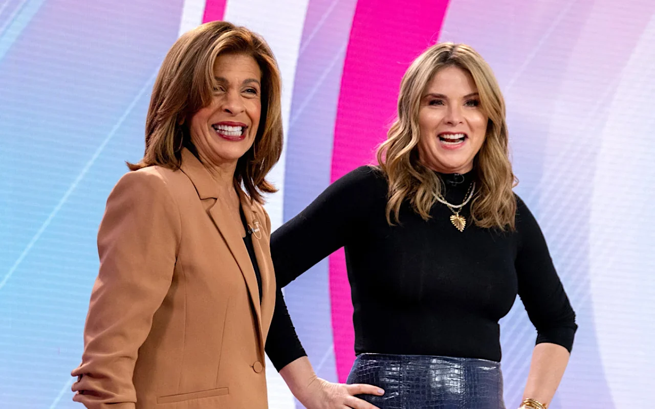 Hoda Kotb May Give Jenna Bush a Special Shout-Out at the Macy's Thanksgiving Day Parade