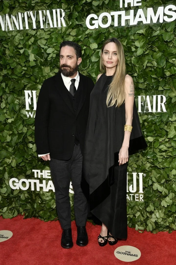 Angelina Jolie and 'Maria' director Pablo LarraÃ­n at Gotham Awards
