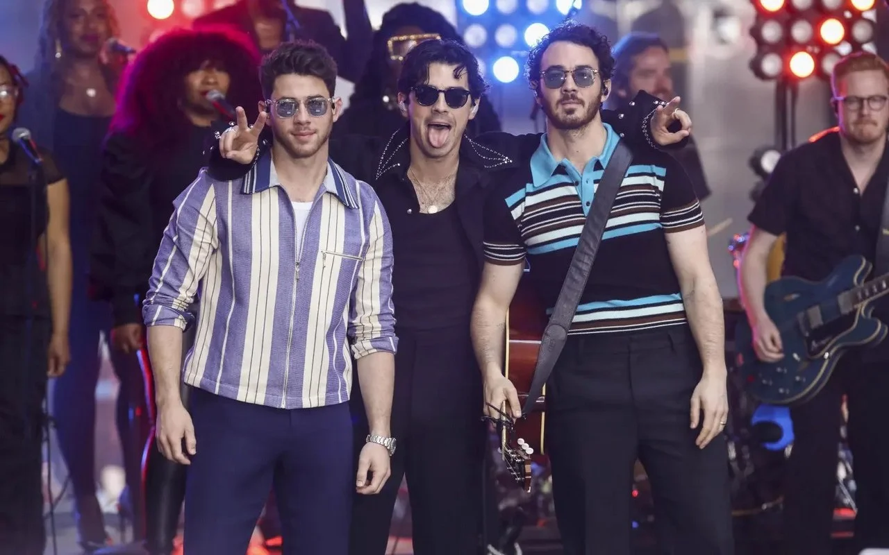 Jonas Brothers Added to Lineup of 