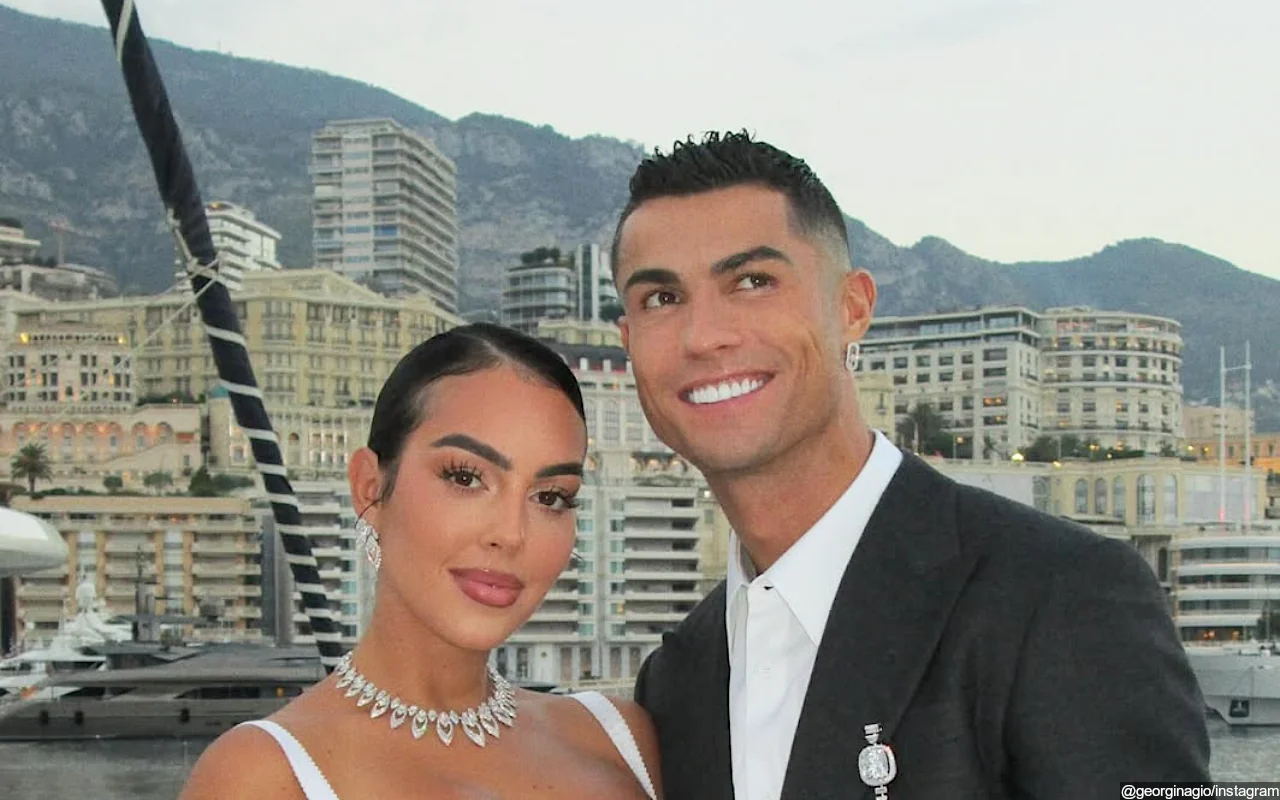 Cristiano Ronaldo Fuels Georgina Rodriguez Marriage Rumors After Slip of Tongue at Awards Gala