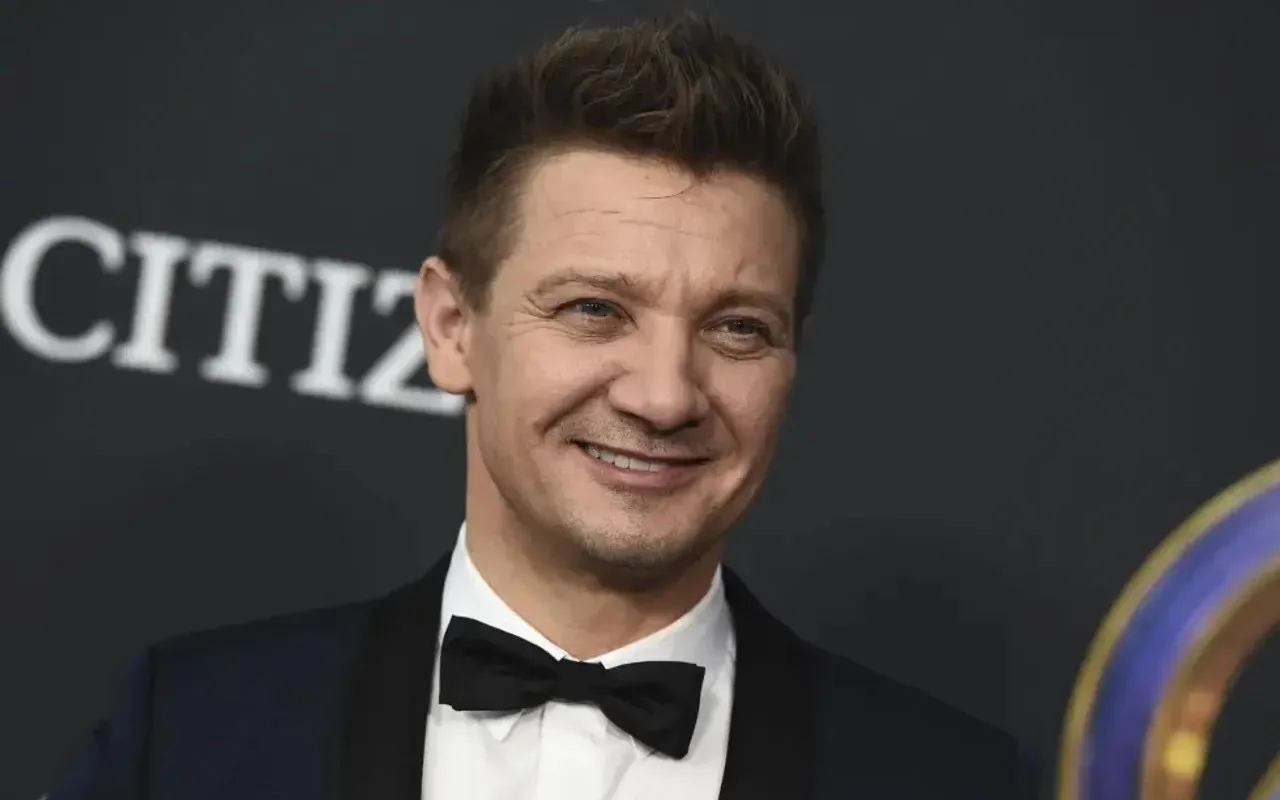 Jeremy Renner Marks New Year by Celebrating 'Second ReBirthday' Following Near-Fatal Accident