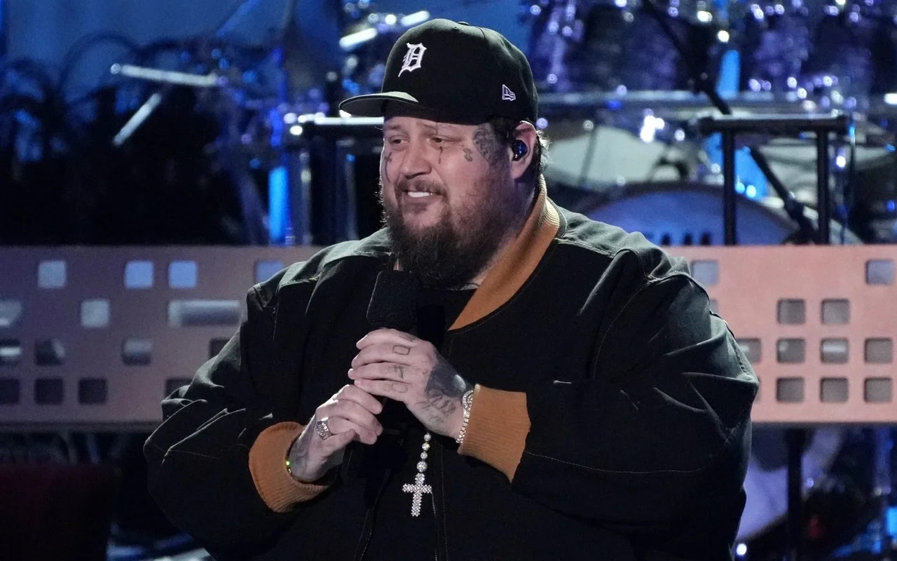 Jelly Roll on Mission to End Feud Between Eminem and Machine Gun Kelly
