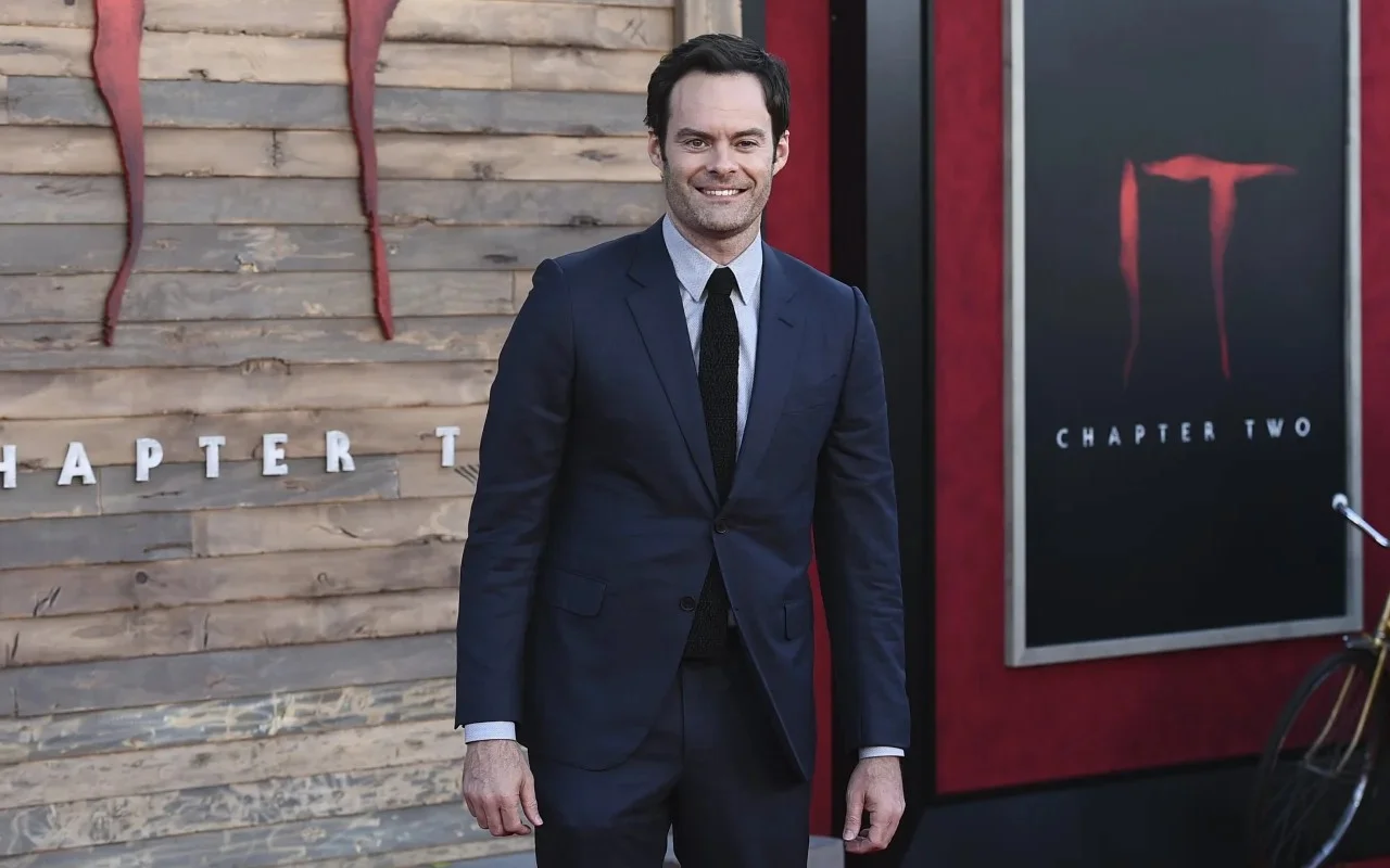 Bill Hader Volunteers to Help Cover LA Fires With Local News Team