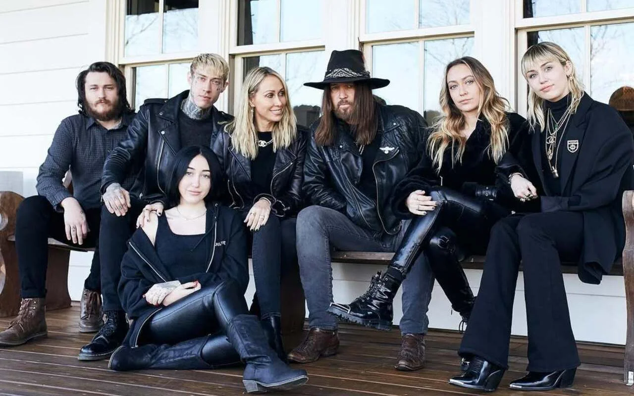 Braison Cyrus Speaks Out Amid Family Discord Following Trace's Open