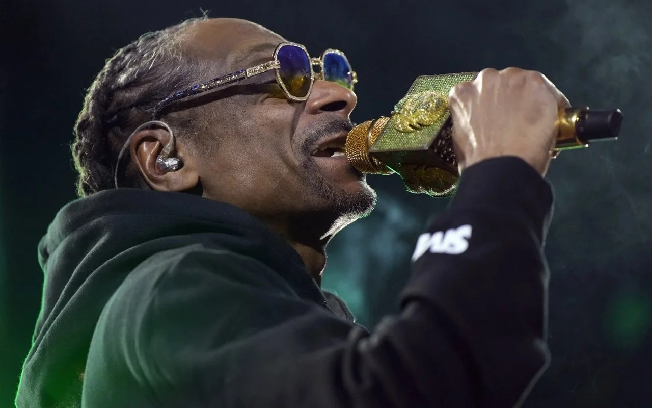 Snoop Dogg Breaks Silence on Controversy Over Trump Crypto Ball Performance