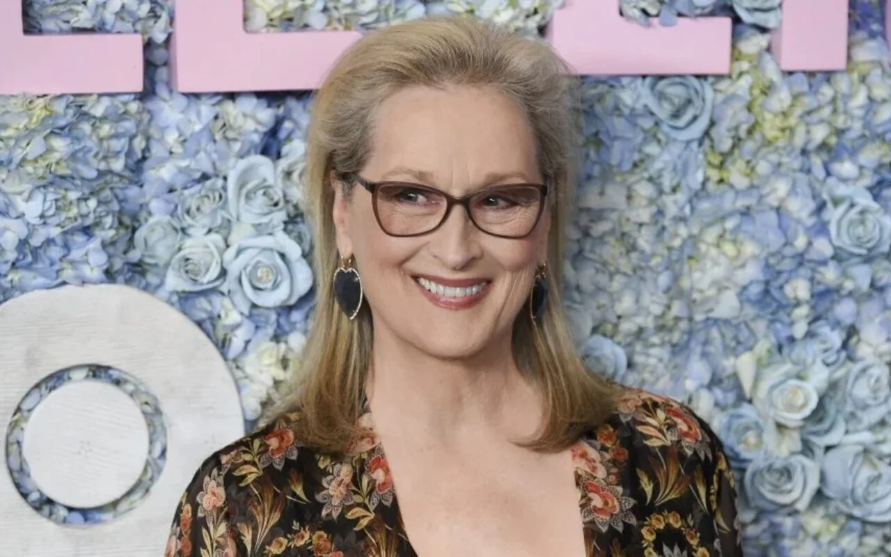 Meryl Streep Was Nearly Trapped by LA Wildfires, Had to Cut 'Car-Size Hole' in Her Fence to Escape
