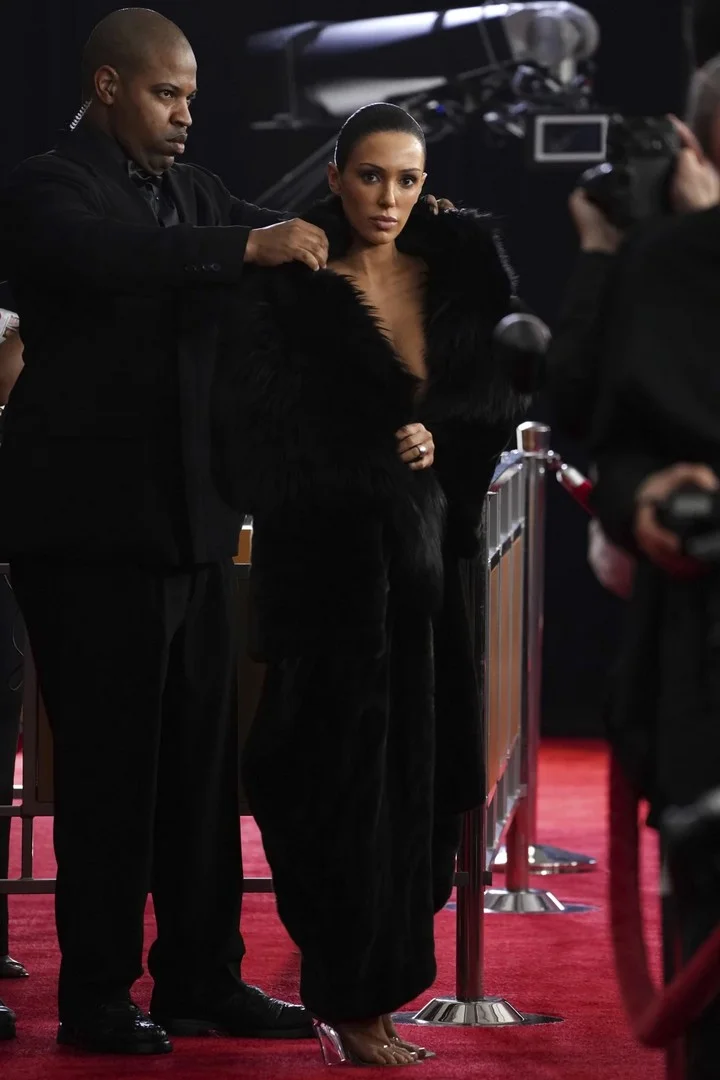 Bianca Censori arrived at Grammys 2025