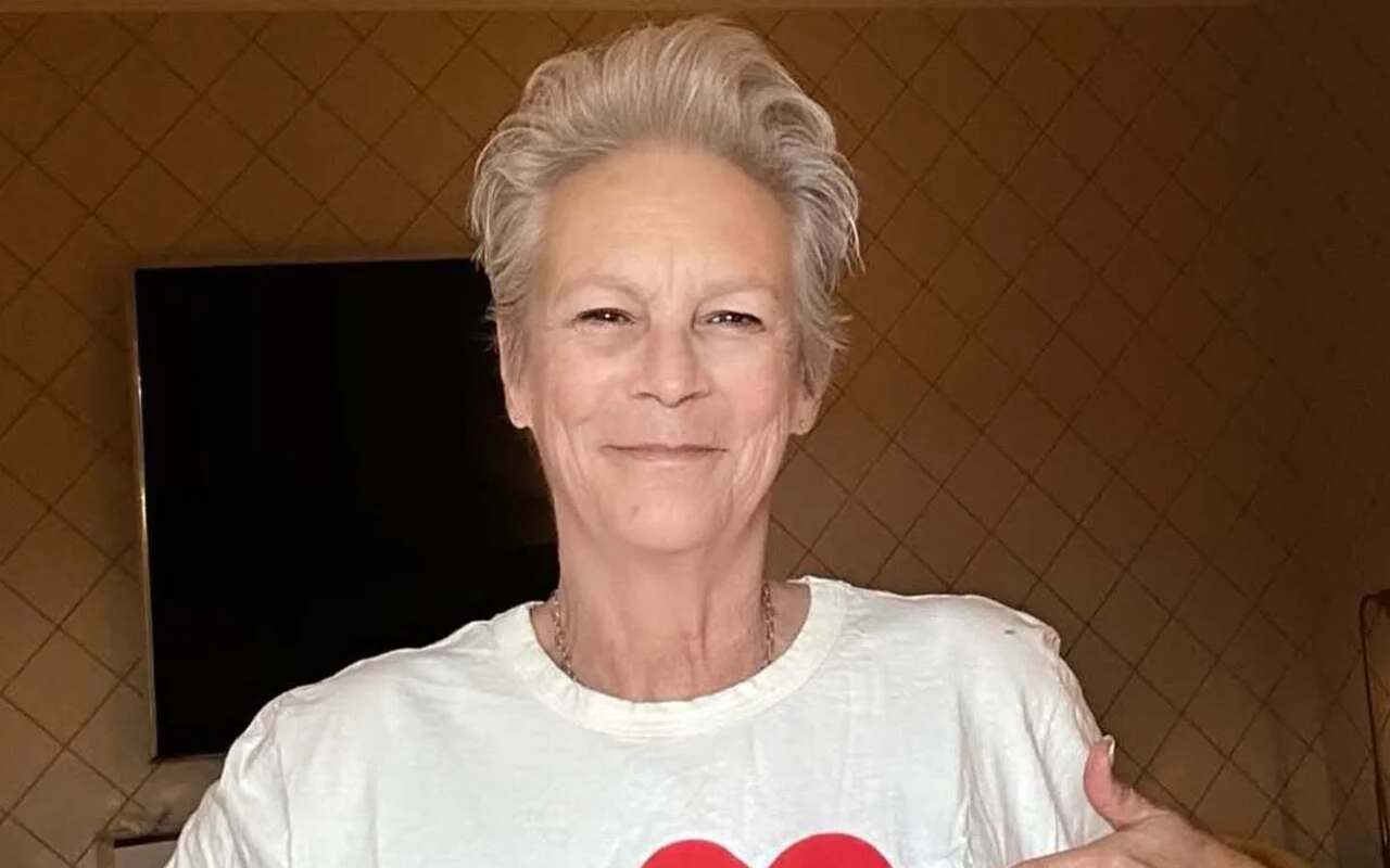Jamie Lee Curtis Reflects on How 26 Years of Sobriety 'Has Completely Changed' Her Life