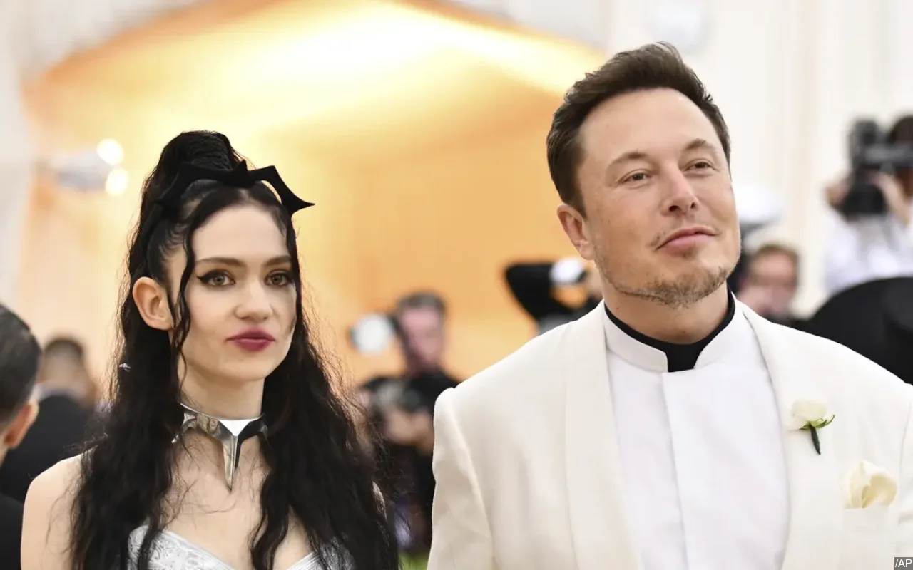 Grimes Makes 'Urgent' Plea to Elon Musk Amid Their Child's 'Medical Crisis'