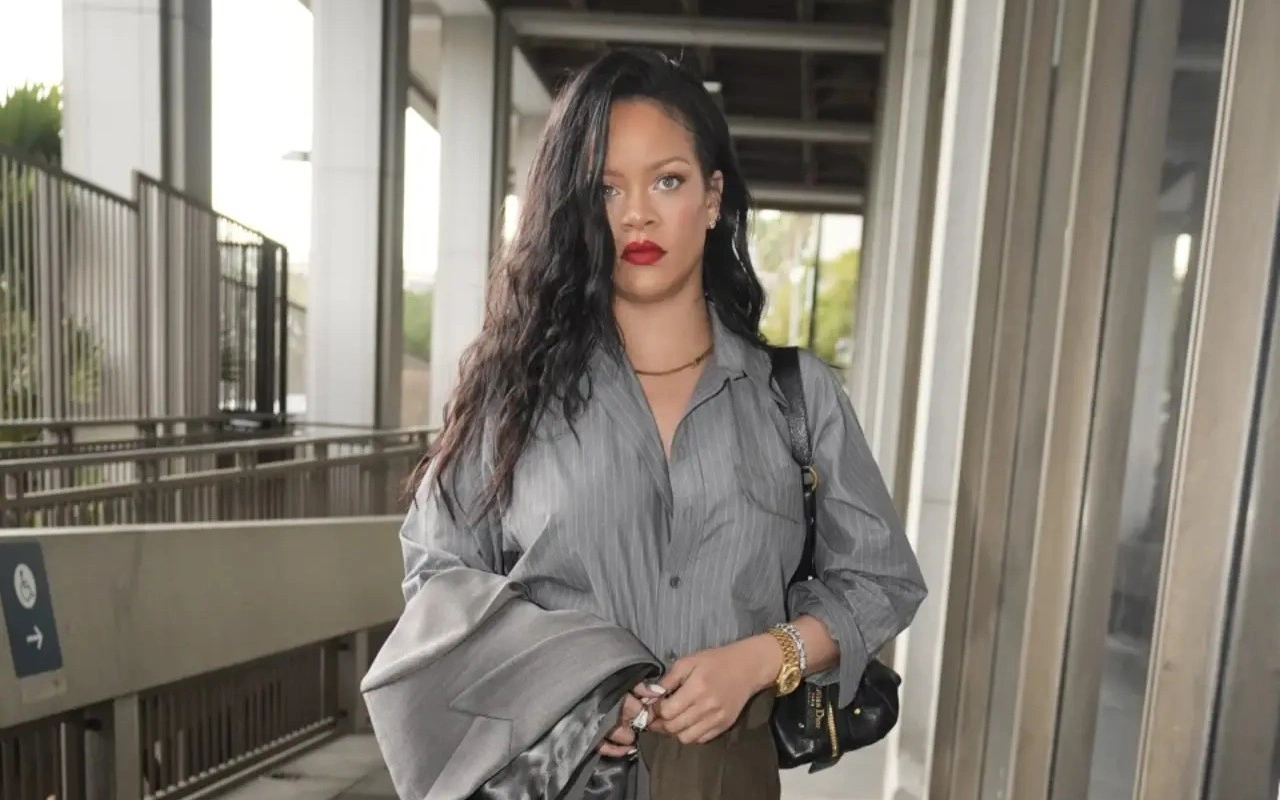 Rihanna Reflects on Struggle to Rediscover Her Style During 'Exhausting' Postpartum
