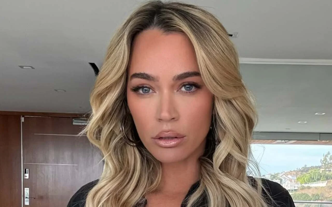 Teddi Mellencamp Cries While Getting Staples Removed From Her Scalp After Brain Surgery